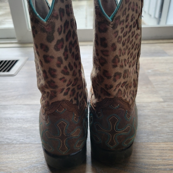 Ariat Crossroads Western Boots Youth Size 3 Cheetah Print - Picture 8 of 9